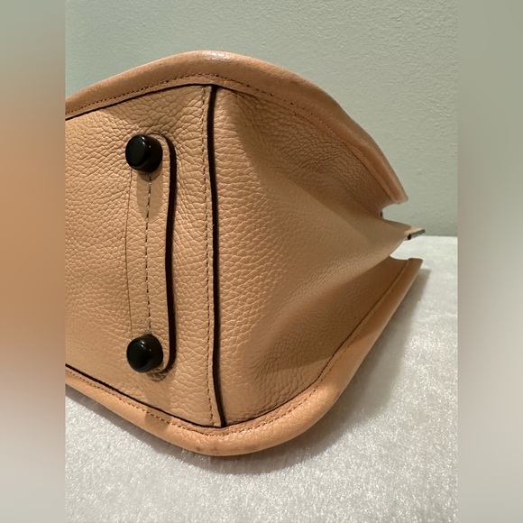 EUC Coach Tyler Caryall all leather tote - Picture 7 of 12
